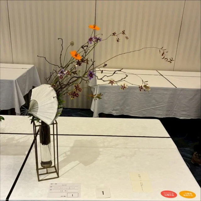 .
「ジャパンカップ　九州ブロック予選」
2位通過致しました😳

初のジャパンカップ本戦出場となります、、

石川県で頑張ってきます🫡
応援よろしくお願いします🤲🤲

#熊本花屋
#花くらぶ
#花キューピット
#ジャパンカップ